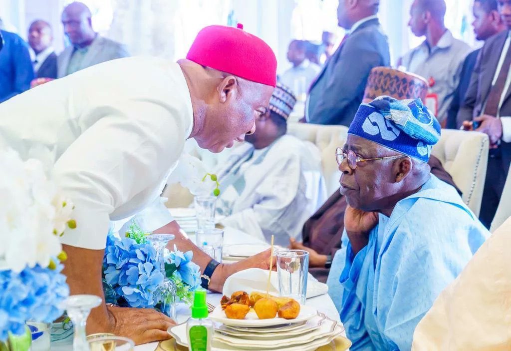 Favour_Q's tweet photo. BABA imo state is OBIdient o,I tried to curb them ,but soro soke youth came out massively and took over the whole state ,😂😂😂😂😂#AsuuStrikeUpdate https://t.co/6lugxYrA6m