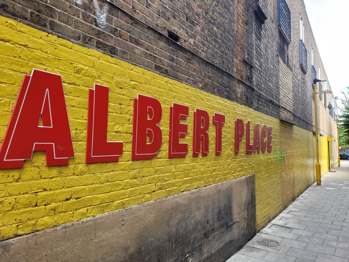 Seen off The High Road en route to watch <a href="/SpursOfficial/">Tottenham Hotspur</a> play <a href="/Wolves/">Wolves</a> #TOTWOL