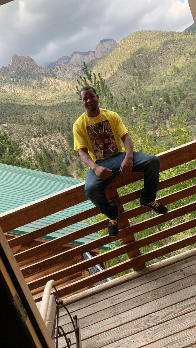 GreenEyezDaLoc's tweet photo. I loved it up here https://t.co/hgGdVP6Xly