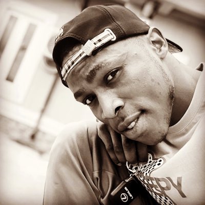 billionsbgoffic's tweet photo. #NewProfilePic https://t.co/m782F2yc0u