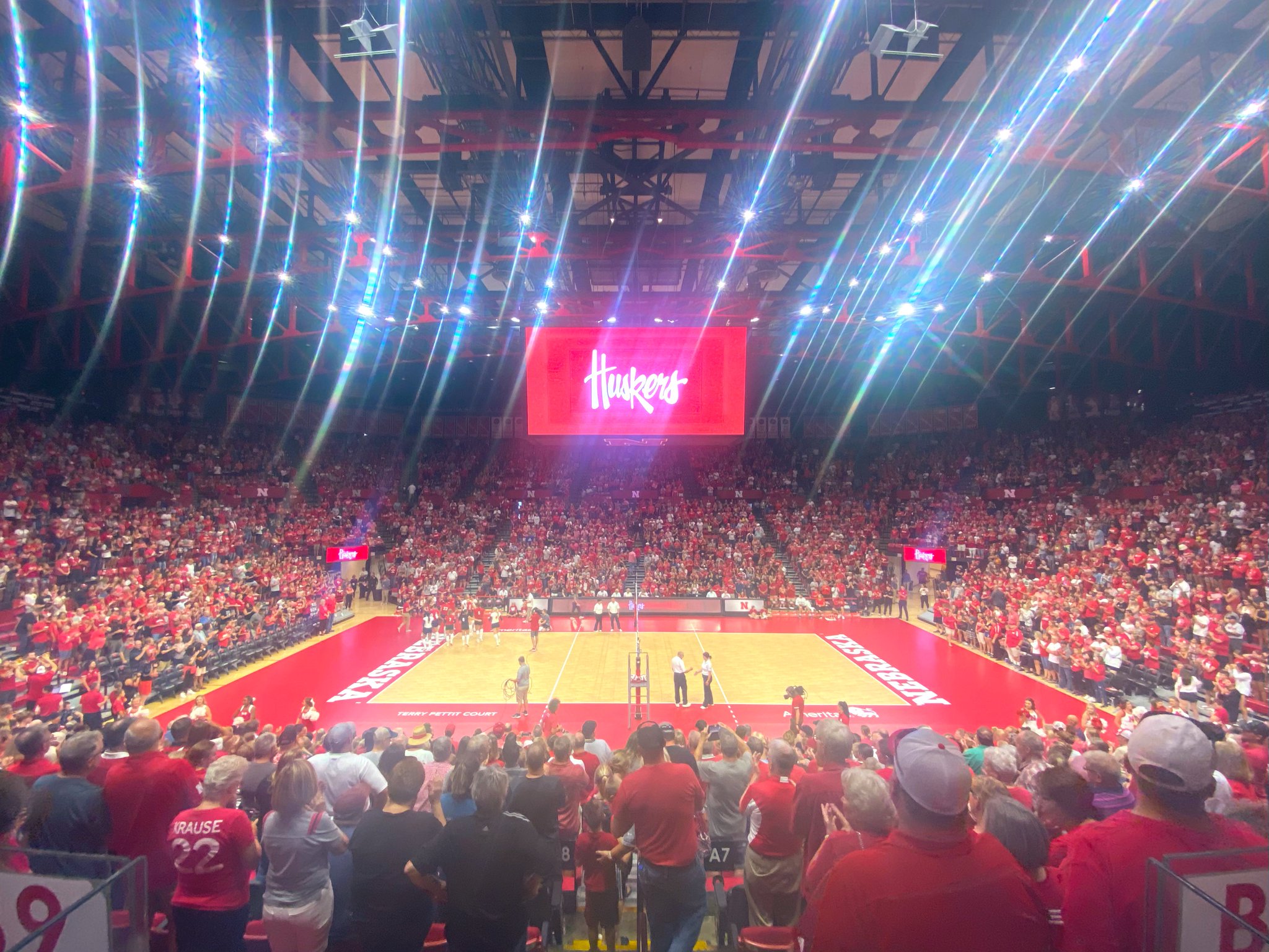 Husker Volleyball On Twitter practice Pic W A Few Of Our Friends husker-volleyball-on-twitter-practice-pic-w-a-few-of-our-friends