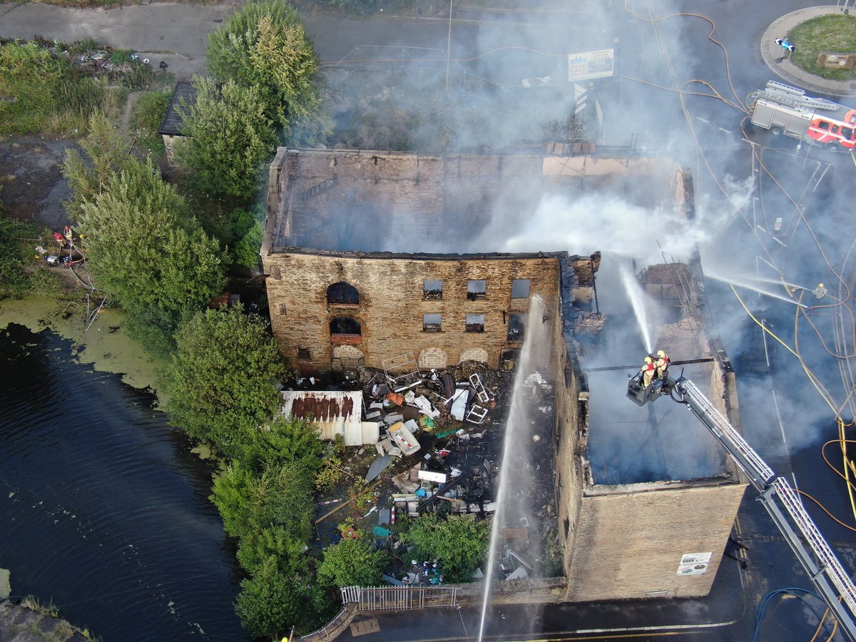 LFRS Drone (@lfrsdrone) on Twitter photo Tonight we have been assisting crews at a large fire involving a derelict building in Accrington. We were able to identify how effective the water jets were applying water onto the fire. We also identified a burning gas pipe within the building, can you spot it? <a href="/LancashireFRS/">Lancashire Fire & Rescue Service</a> Tonight we have been assisting crews at a large fire involving a derelict building in Accrington. We were able to identify how effective the water jets were applying water onto the fire. We also identified a burning gas pipe within the building, can you spot it? <a href="/LancashireFRS/">Lancashire Fire & Rescue Service</a>