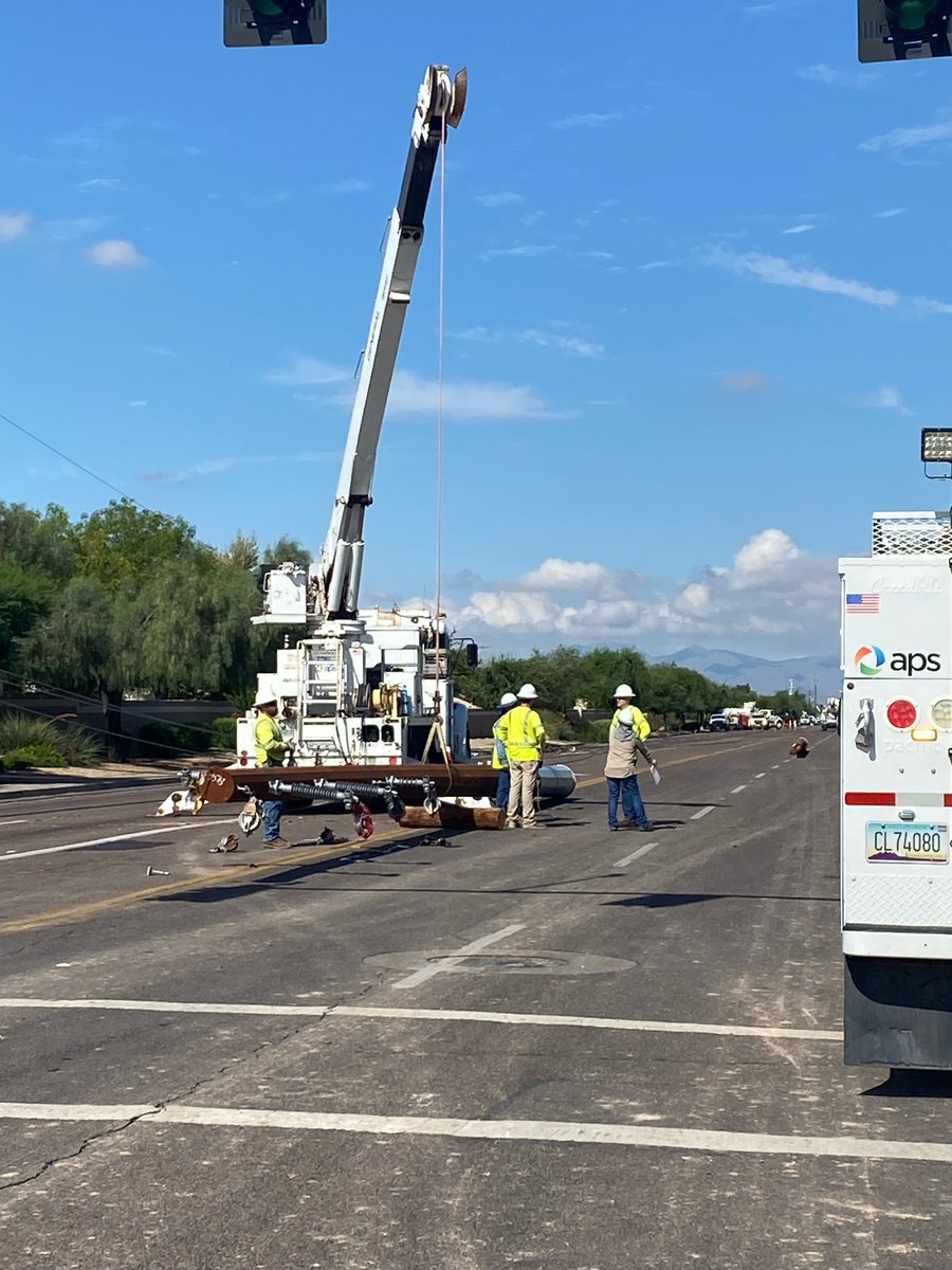 apsFYI's tweet image. Crews safely worked through the night and power is back on for most customers impacted by Thursday’s storms. As permanent repairs are made, some customers may experience another brief outage. Please keep a safe distance in areas where crews are working.