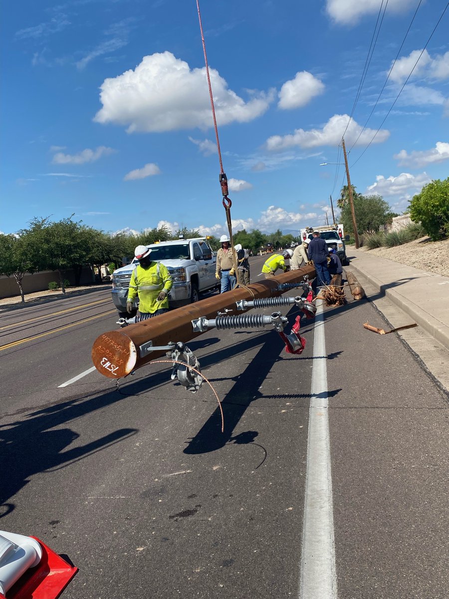 apsFYI's tweet image. Crews safely worked through the night and power is back on for most customers impacted by Thursday’s storms. As permanent repairs are made, some customers may experience another brief outage. Please keep a safe distance in areas where crews are working.