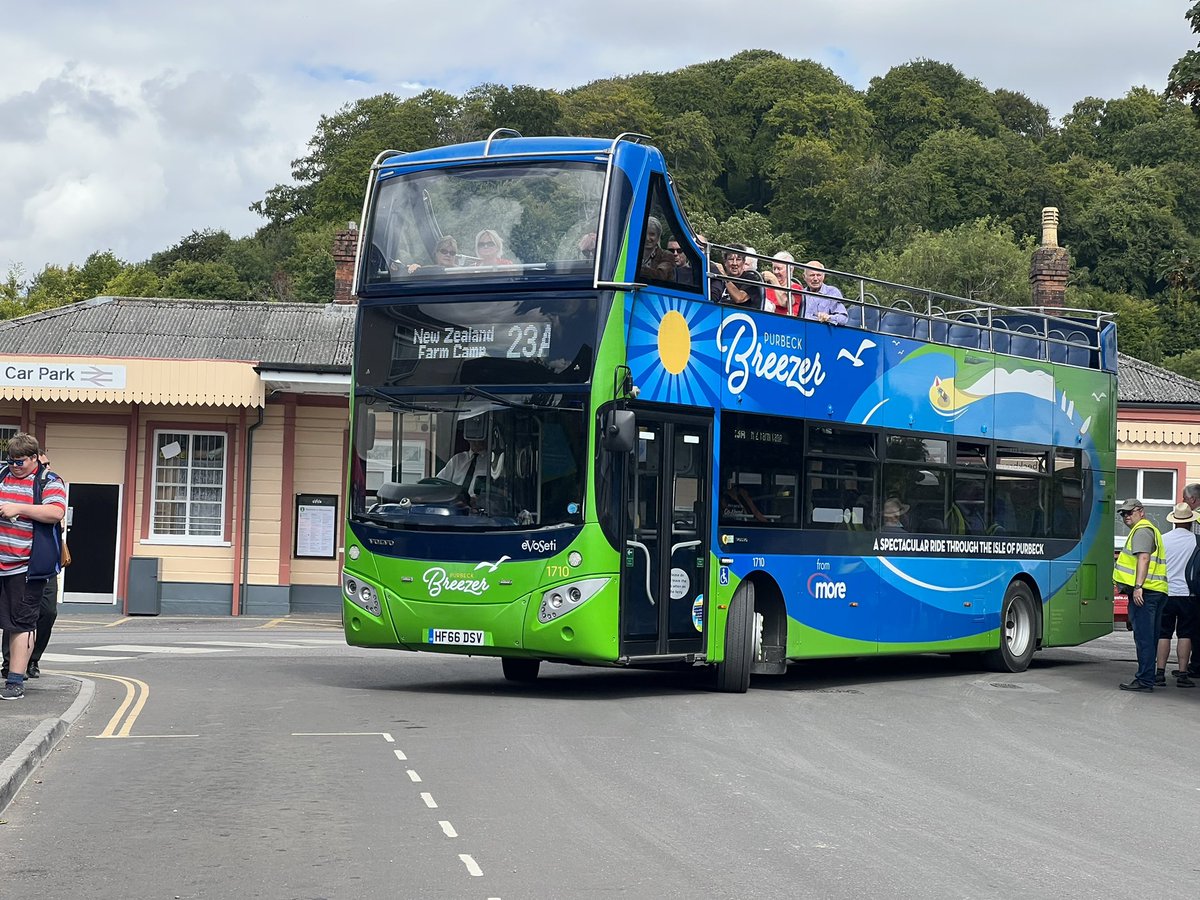 Ollie Meech tweet media