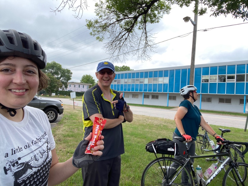 elspicymelange's tweet image. Had a nutty day on the bike, with 30 NUTS!  turning out for the inaugural St. Paul Nut Roll #EatOneDoMore #ThisIsHowIRoll #SaltedNutRoll #Peanuts #Protein #KeepGoing #DoMore #imalittlenutty #nutroll