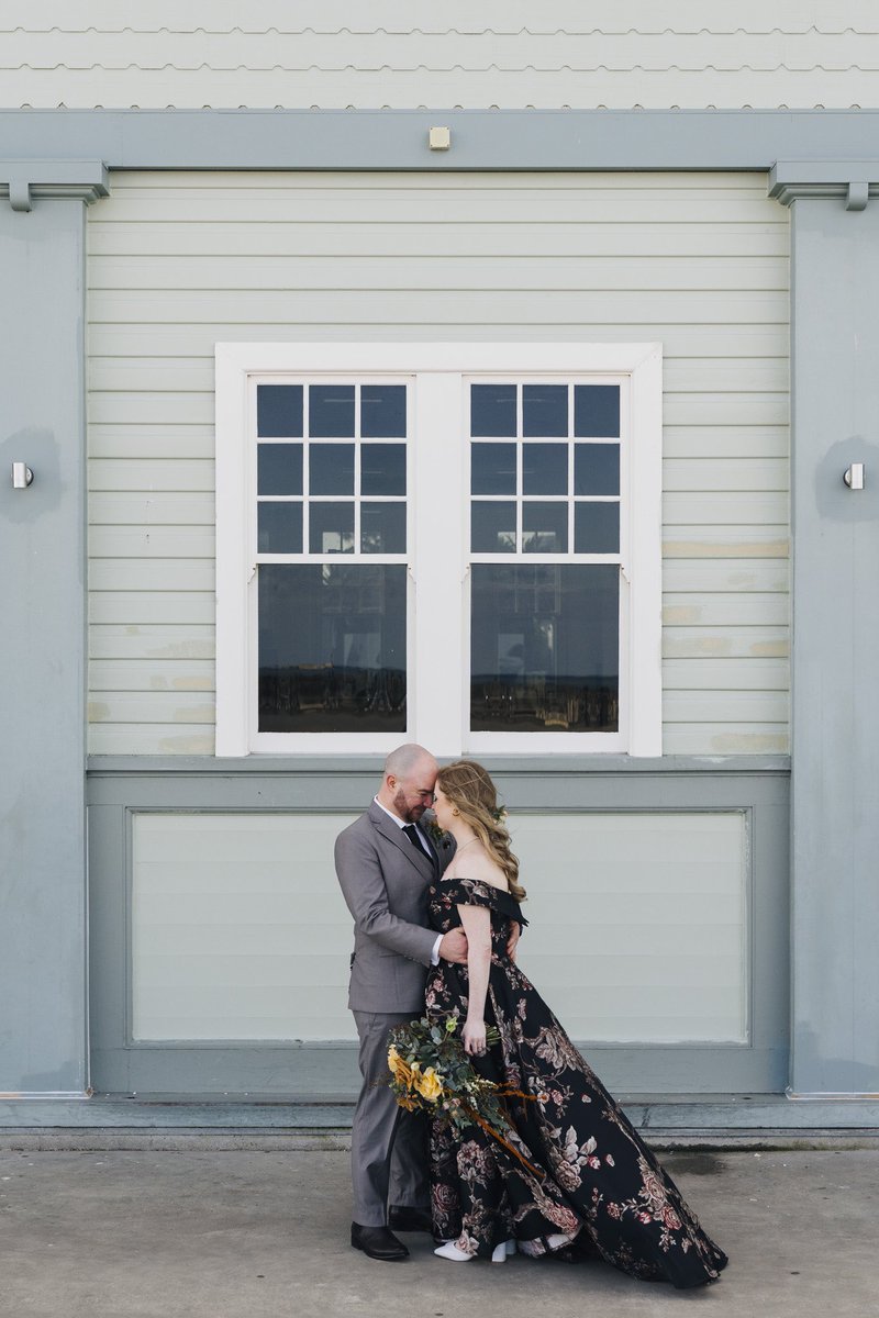 LHP64D's tweet photo. As promised, some cheeky previews from the photog! 

1️⃣ Post First Look - Princes Pier
2️⃣ Start of Ceremony - Fitzroy Conservatory
3️⃣ First Kiss as husband and wife - as above
4️⃣ Newly Married Sparkler exit - as above

Photos by @jackchauvel https://t.co/3klTaR7UIH