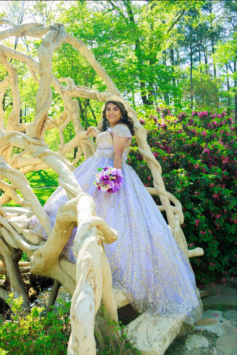 XV Monica en Conway, Ar.#divanfotografia #DIvanPhotoandVideo #15byDIvan #Misquince #quinceañera #Arkansasquinceañera #MisXVenArkansas #SonidoDigital #Canonportraits #Canonquinceañera #Canonphotography #NorthLittleRock
 #Conway #RevistaVivaArkansas #Puogsoldmill #oldmillpark