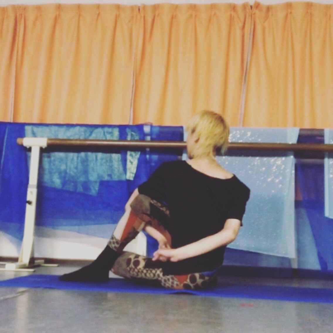 YoshichikaKugi's tweet photo. #ardhamatsyendrasana #halflordoffish #spinaltwist #twist #twisting #twistingpose
#ストレッチ #トレーニング #フィットネス #ワークアウト #workingout #training #stretching #fitness #athlete #yoga #ヨガ https://t.co/9i4aITDdVD