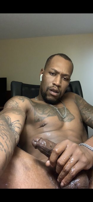 That face u make when it&rsquo;s 😈time https://t.co/cCSeGQFBRu<a href="/tag/happyhumpday"class="tags"><span>#happyhumpday</span></a><a href="/tag/actoftheindigopanties"class="tags"><span>#actoftheindigopanties</span></a>