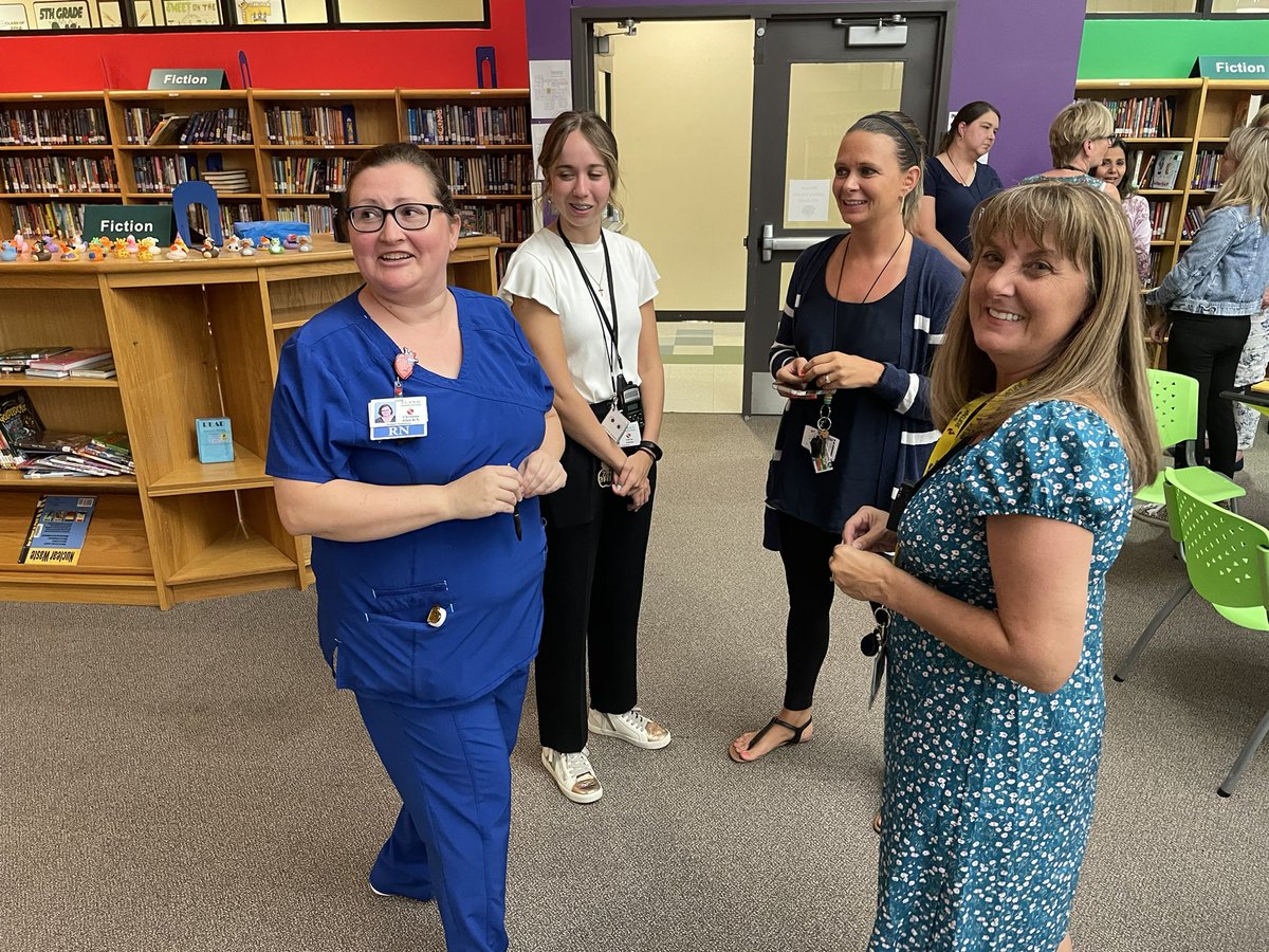 Mathews Elementary School tweet media