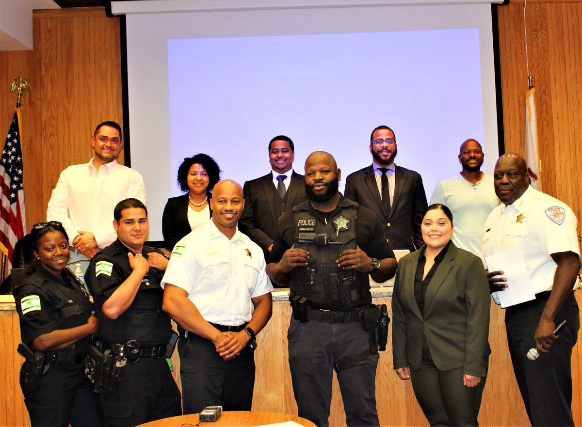 Maywood Police has been bringing intentional focus on public safety and community engagement. We swore in fulland part-time officers, introduced an investigation specialist, paid tribute to our honor guards’ class, pinned our chaplain, acknowledged our lateral service officers