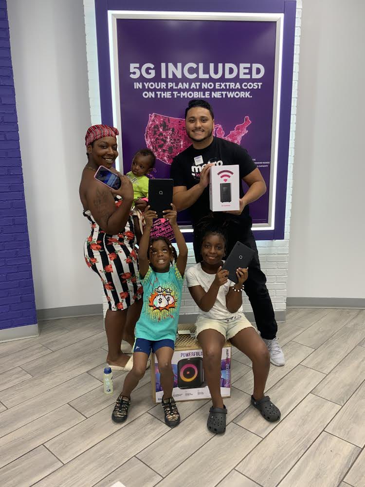 Helping those connect to their world at the comfort of their home has been the main focus of not only the company but TMT as well. Taking understanding of the business to better support the vision and better serve the customer will always be 🔑 #ConnectTheVision #SElovewhatyoudo