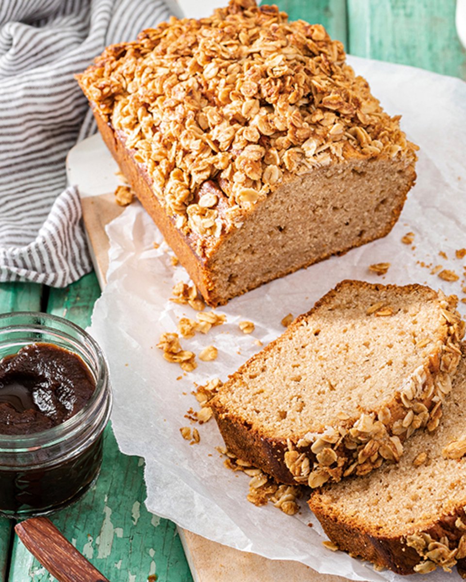 TasteMag's tweet image. Take your apple butter to the next level by making this simple Apple Butter Bread. bit.ly/3JX3jDQ

#bread #dessertbread #applebread #butterbread #applebutter #apple #butter #southernrecipes #southernfood #recipes #southernbaking #baking