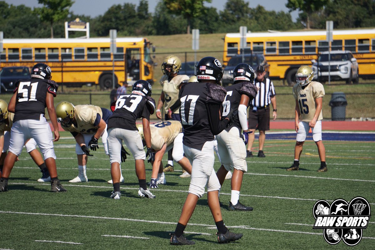 BigStarRawSport's tweet image. I pulled up to the Bishop McDevitt vs East scrimmage trying to see something and I definitely saw a few players that caught my eye 👀  FULL HIGHLIGHTS 👉🏾 youtu.be/aasa12WOMf0 

#RawSports #BishopMcDevitt #CDEast @BishopMcDevitt @QueseWilliams26