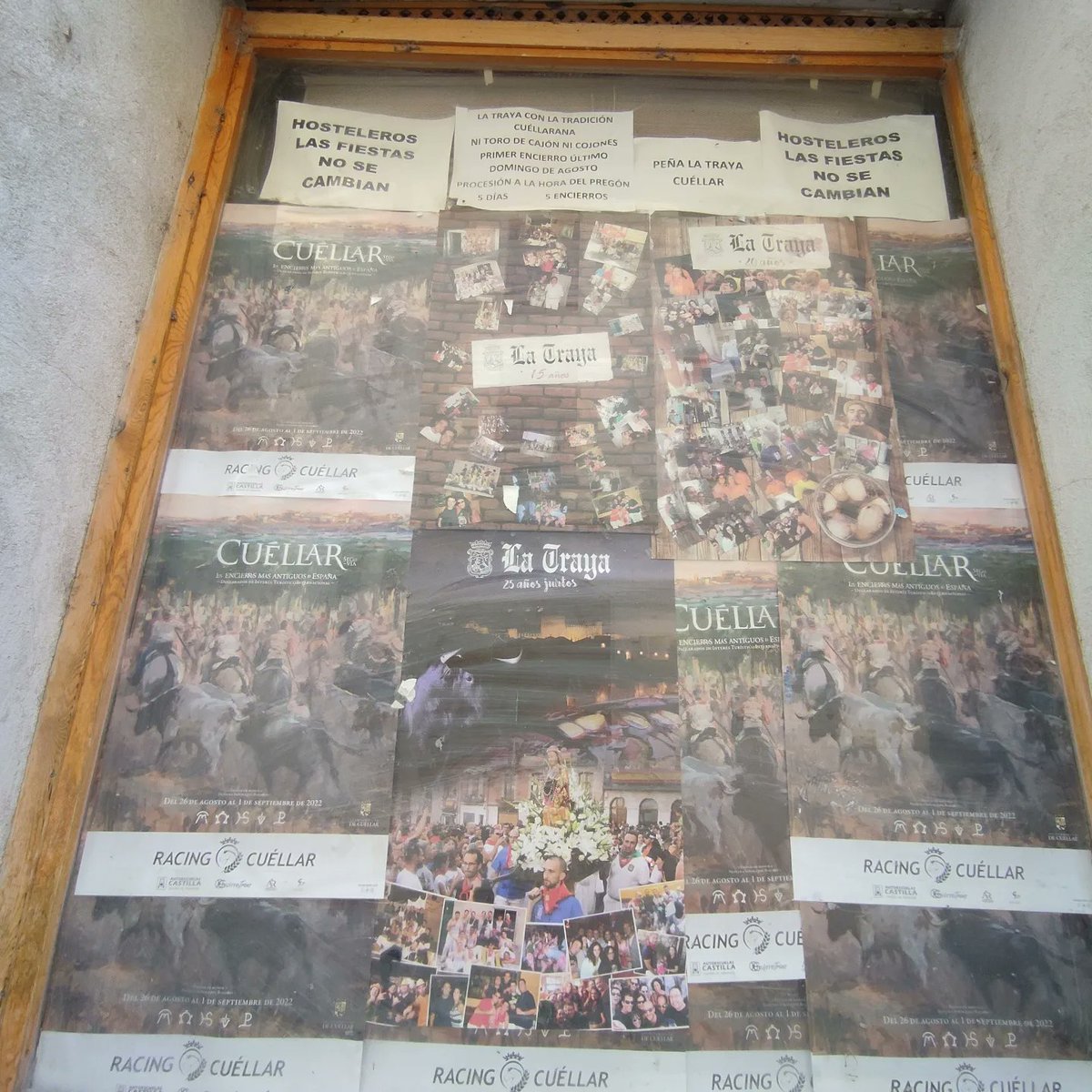 FERREIRO1979's tweet photo. Pues a falta de algún retoque de última hora, la peña  #latraya  preparada para abrir sus puertas en menos de una semana #toros22 , con novedades y ganas de pasarlo fenomenal.

Están todos invitados.

#yosoydelatraya
#25años
#aporellos https://t.co/NEmKFV822W
