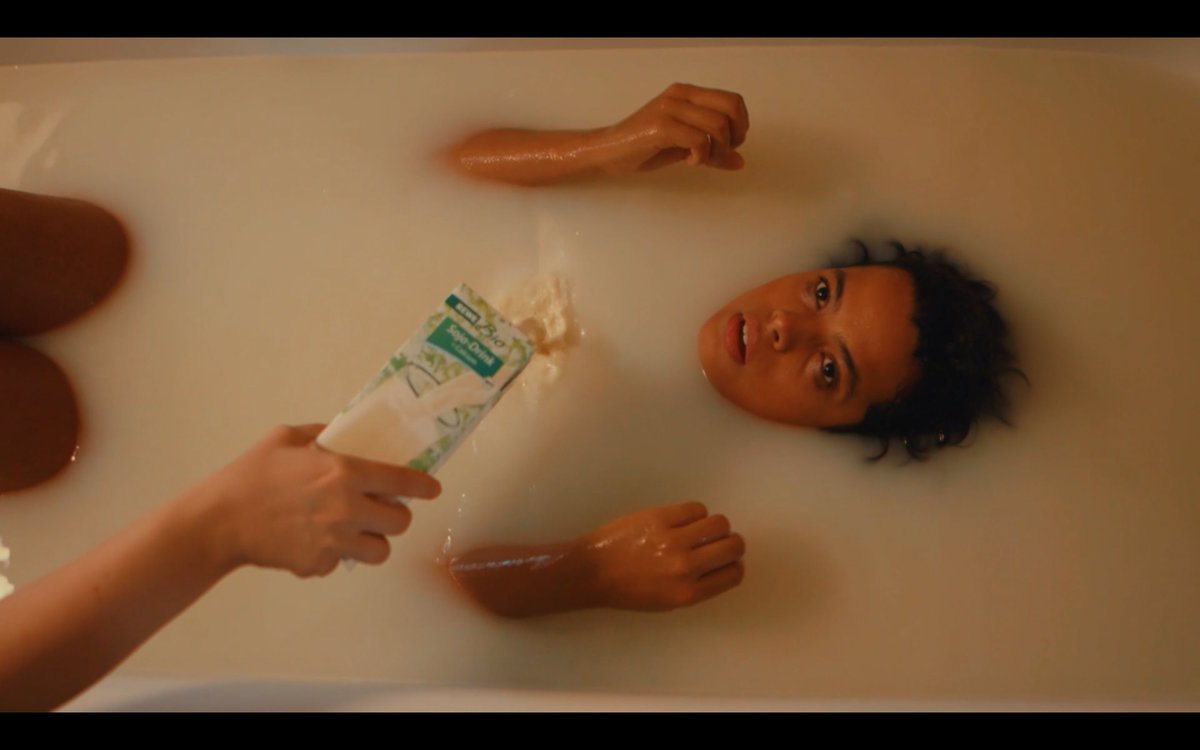 SondermannFilms's tweet image. Thank you for all the Dedication love. 🥰

Since so many of you were curious, here is a glimpse of how we shot "that scene".

And yes, we got the artificial sperm off of Amazon.
 ( @normcoyne I converted the receipt for you: was about 20 CAD )

#stephenkingrules #dedicationfilm