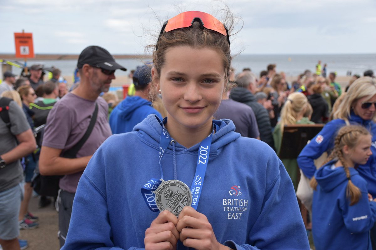 Simon J. Gladwell tweet media