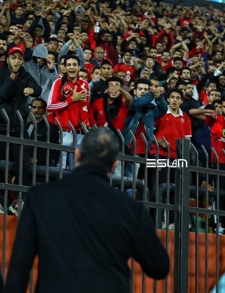 SalahTwab's tweet photo. احنا ليك يا بيبو وانت جوا عنينا لو فيوم في ازمه بس سيبها علينا  #الخطيب_محبوب_الجماهير https://t.co/9Zuymvz3ja