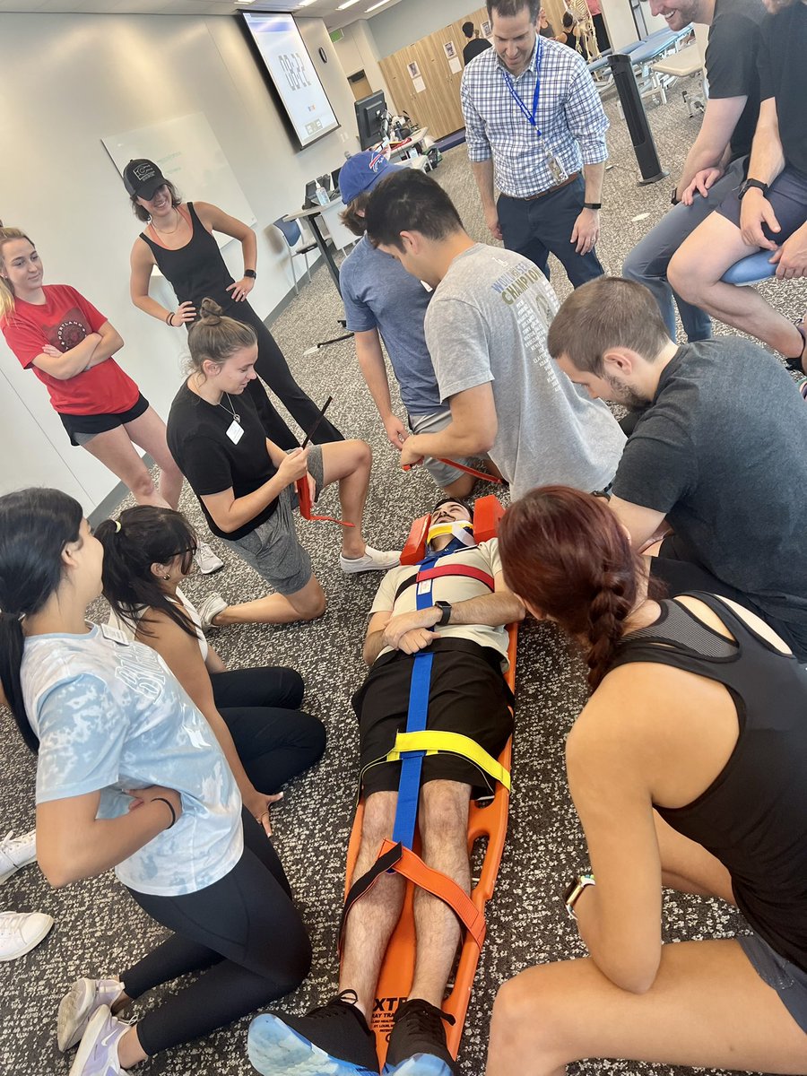 GrindstaffTL's tweet photo. Wrapped up a week of teaching an Emergency Medical Responder course to our first year @Creighton_DPT students (DPT 2025) in Omaha and Phoenix. Important skills to learn for healthcare providers. 🏥🩸🩺 🏃‍♀️

Teaching with great friends is an absolute added bonus. https://t.co/WBMerA45a4