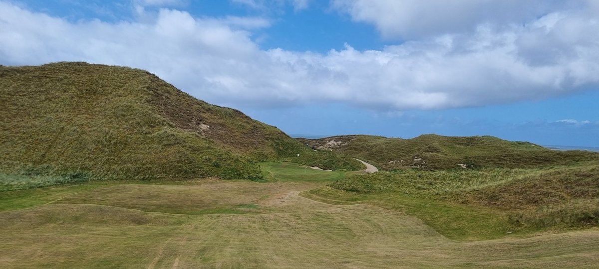 You'll struggle to find anywhere more beautiful to play golf than @CarneGolfLinks ❤️ Thanks to @Columbia1938 for their support @PGA_Ireland