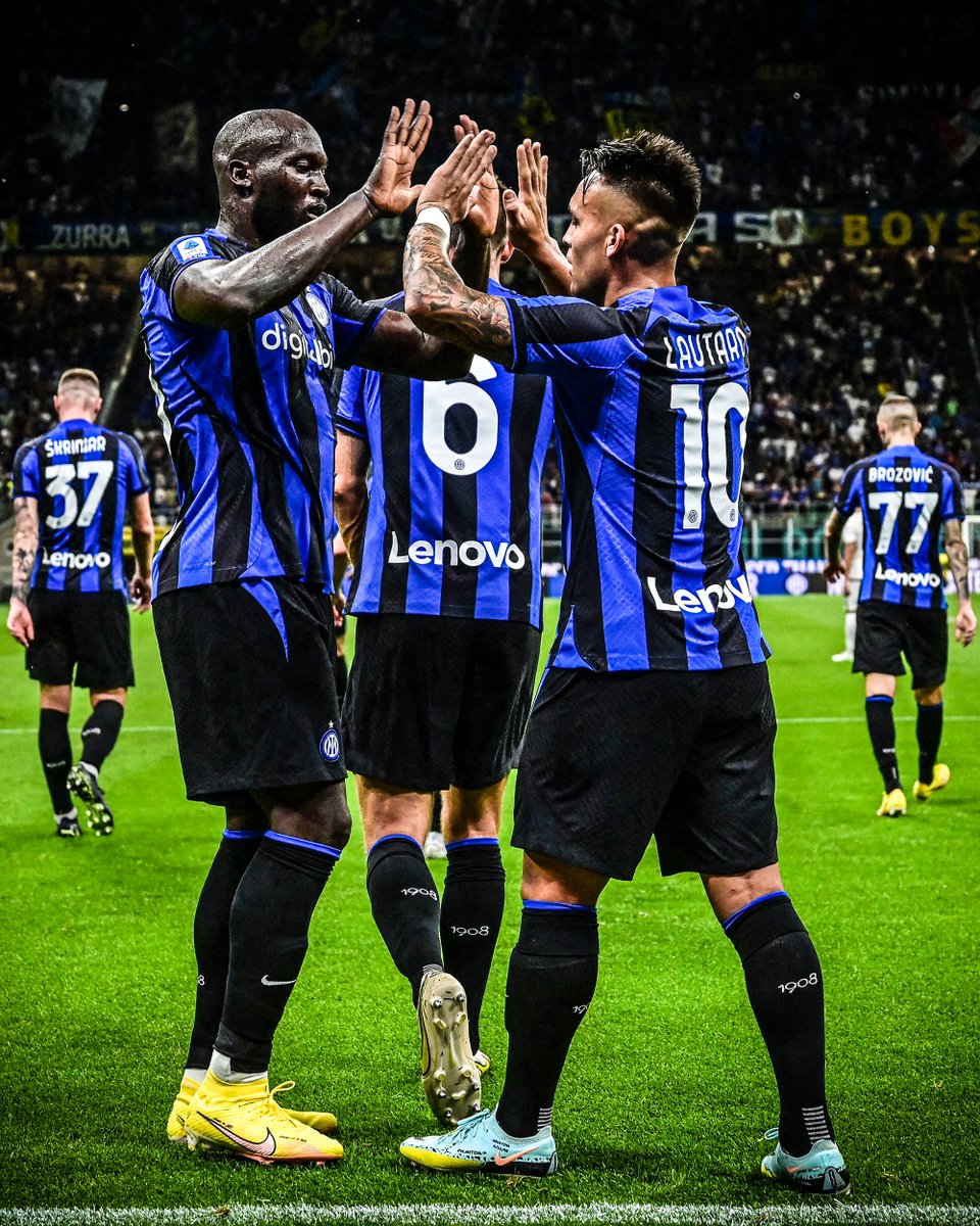 goal's tweet photo. Romelu Lukaku and Lautaro Martinez linking up again 🔥 https://t.co/xJkeLAF6p2
