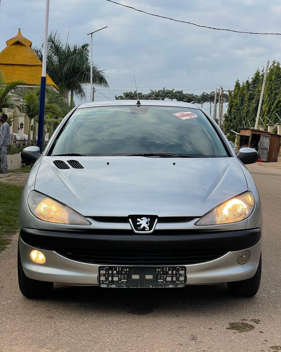 Kaduna_motors's tweet image. FOR SALE ‼️‼️‼️‼️‼️
BELGIUM STANDARD PEUGEOT 206 MANUAL TRANSMISSION WITH ORIGINAL CUSTOM DUTY GOING FOR JUST 1.450M

DM OR CALL/WHATSAPP NUMBER 08145219942
LOCATION KADUNA