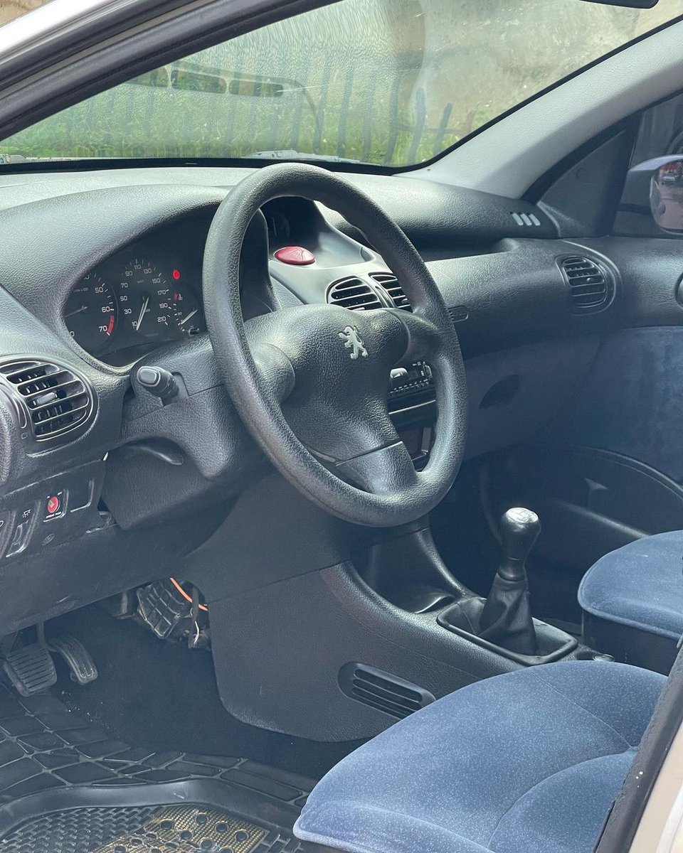 Kaduna_motors's tweet image. FOR SALE ‼️‼️‼️‼️‼️
BELGIUM STANDARD PEUGEOT 206 MANUAL TRANSMISSION WITH ORIGINAL CUSTOM DUTY GOING FOR JUST 1.450M

DM OR CALL/WHATSAPP NUMBER 08145219942
LOCATION KADUNA