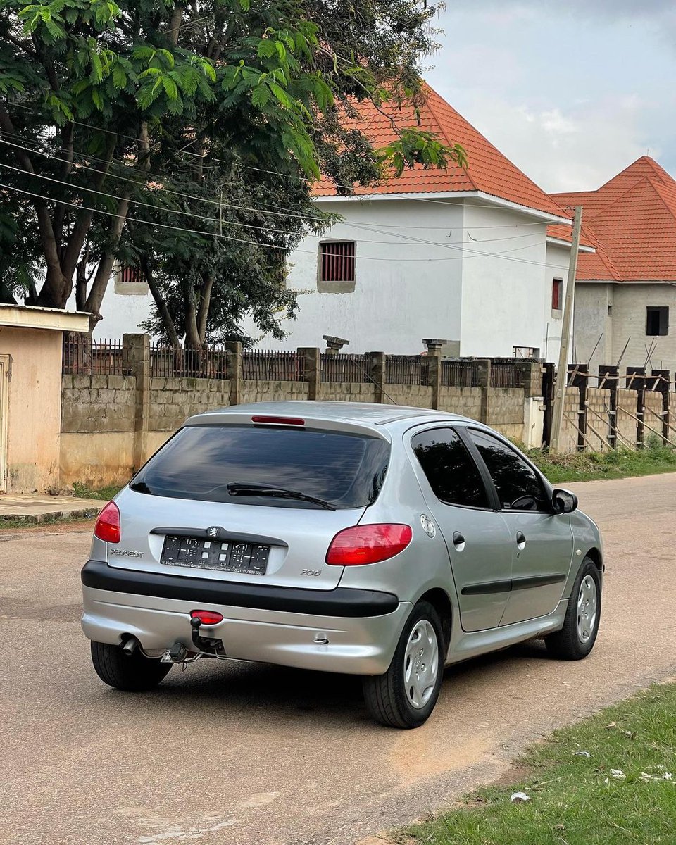 Kaduna_motors's tweet image. FOR SALE ‼️‼️‼️‼️‼️
BELGIUM STANDARD PEUGEOT 206 MANUAL TRANSMISSION WITH ORIGINAL CUSTOM DUTY GOING FOR JUST 1.450M

DM OR CALL/WHATSAPP NUMBER 08145219942
LOCATION KADUNA