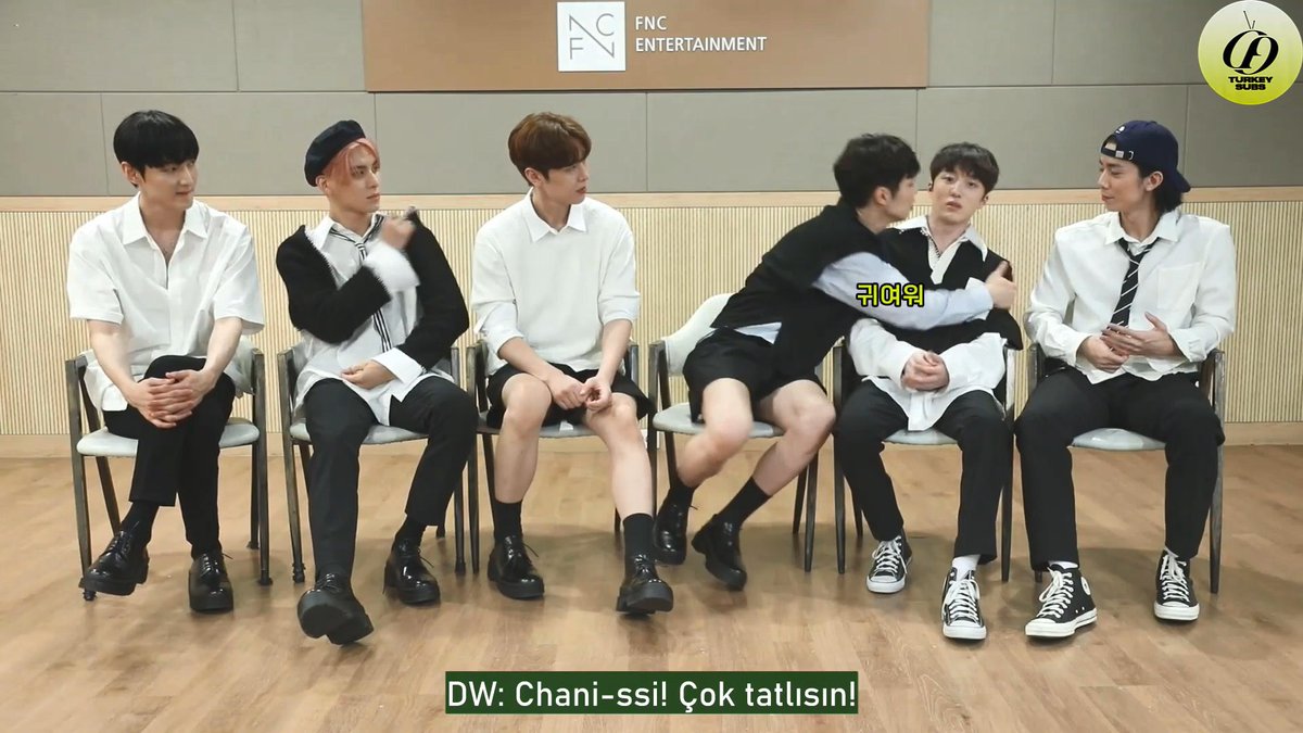 [ÇEVİRİ]

“SF9 'SCREAM' MV Reaction” videosunun çevirisi kanalımıza yüklendi!

Videoyu beğenip kanalımıza abone olmayı unutmayın~

🌴youtu.be/wjtbyFrGLa0

#SF9 #에스에프나인 <a href="/SF9official/">SF9official</a>