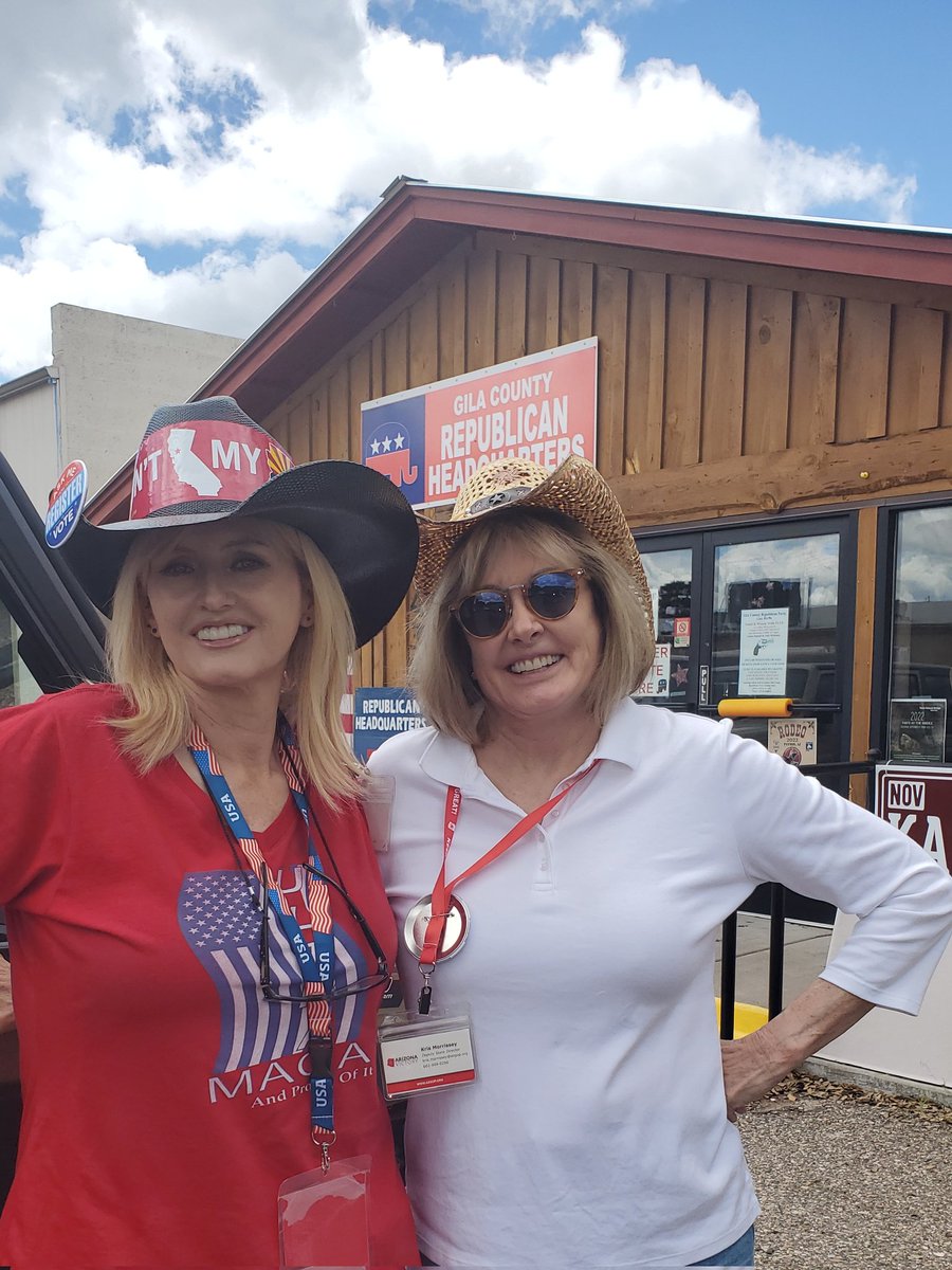 LoriMillsAZ's tweet photo. Don't California my Arizona! Getting ready to knock doors on Rodeo weekend in Payson using @SidekickHQ w/ @klmorrissey50 & @drewsexton23 fighting hard for our candidates. @KariLake @EliCrane_CEO @bgmasters @azfec #PaysonRodeo #LeadRight https://t.co/GxQq6bqGJV