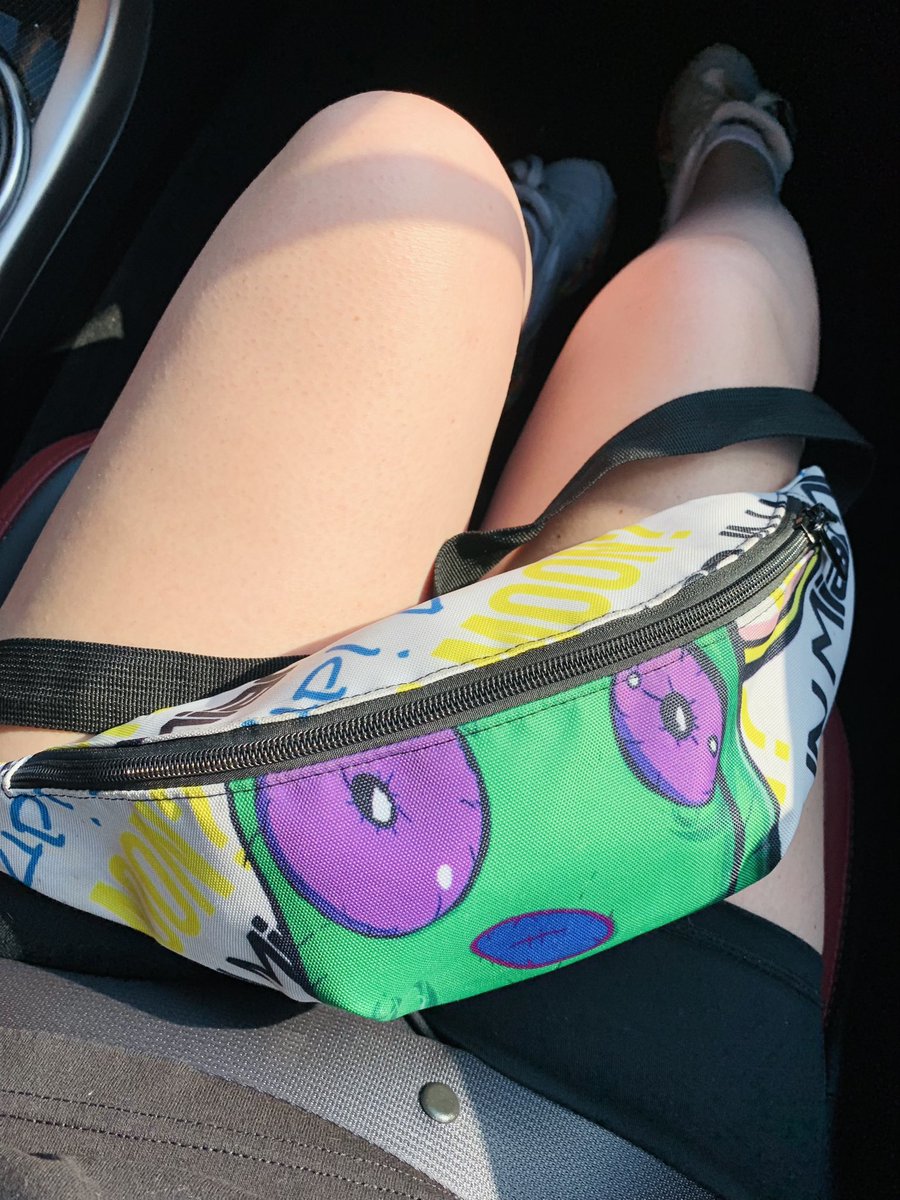DripperPb's tweet photo. Heading to the drippy Skunk bus in drip fashion to go see @MathematicsWU @therealredman and @methodman live in Providence, RI this evening! Let’s go!! 👐💧🦨✨@dripbitsnft @thefarmacist @TyDolla070 #wutang #noporkonmyfork #niceskunks #nicedrips https://t.co/G9VoxivA4c
