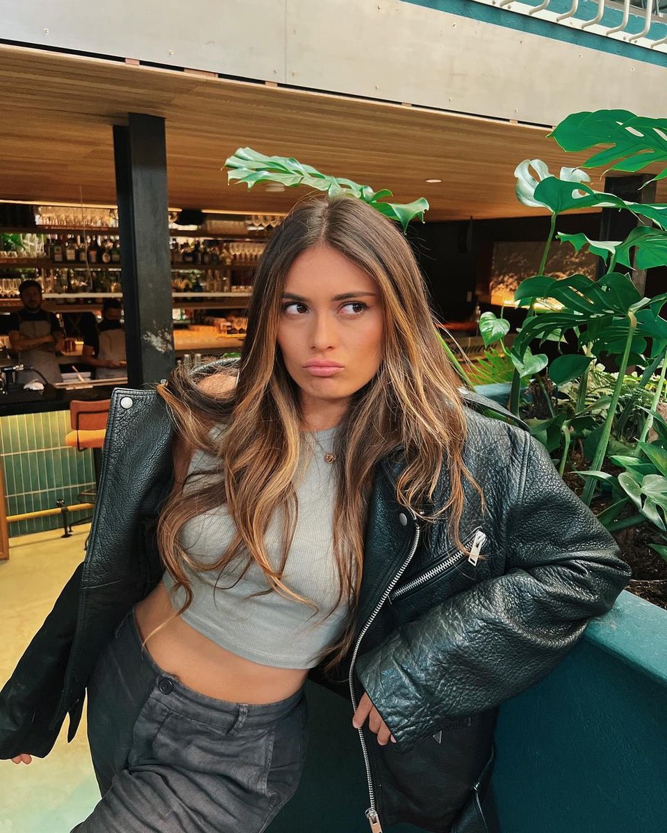 calledata's tweet image. 📸| danielaacallee vía instagram