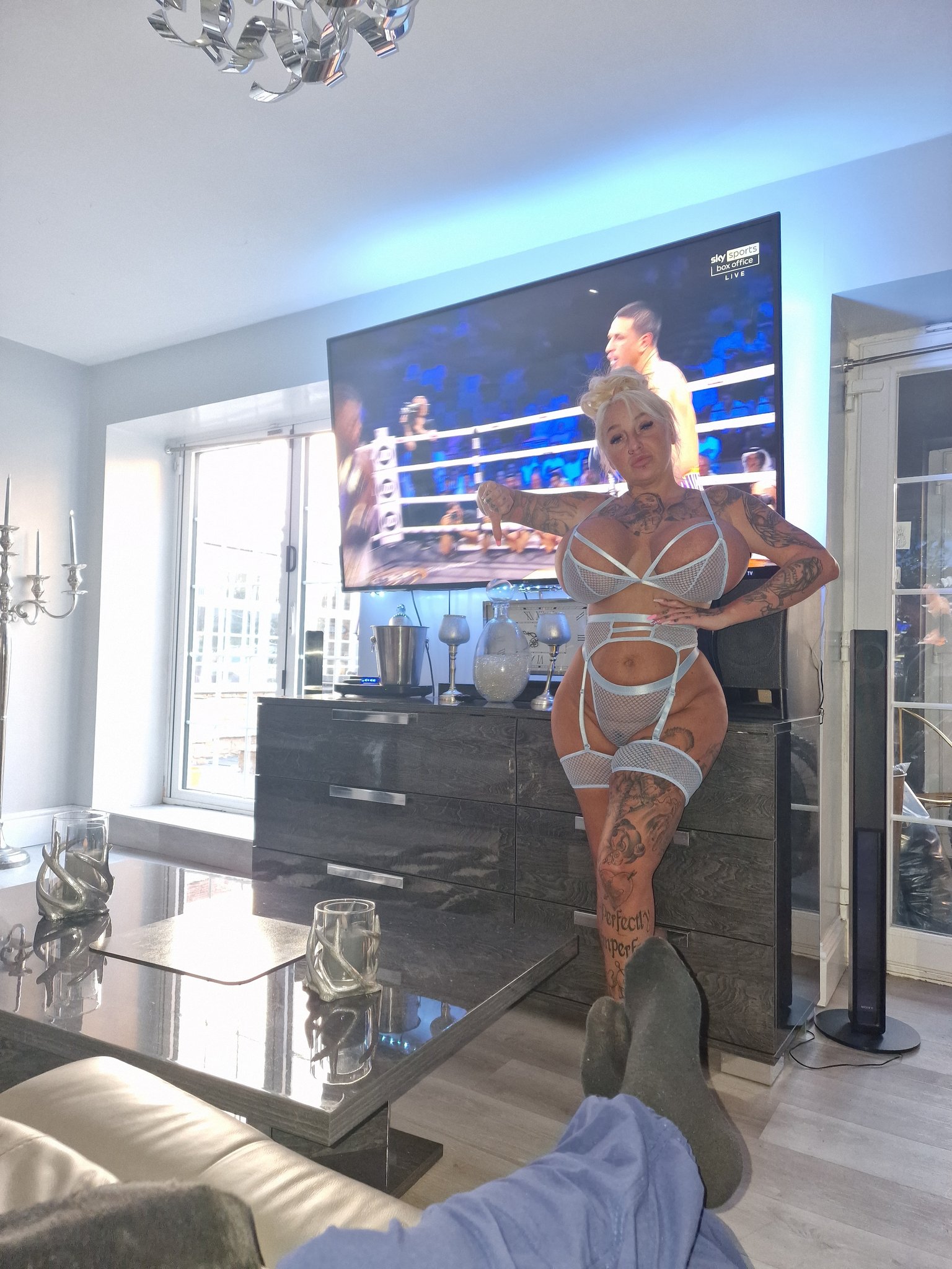 bambiblacks on Twitter "Will you watch the boxing with me bbe 🥊 https