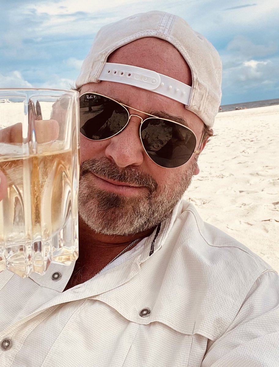 Lee Brice tweet media