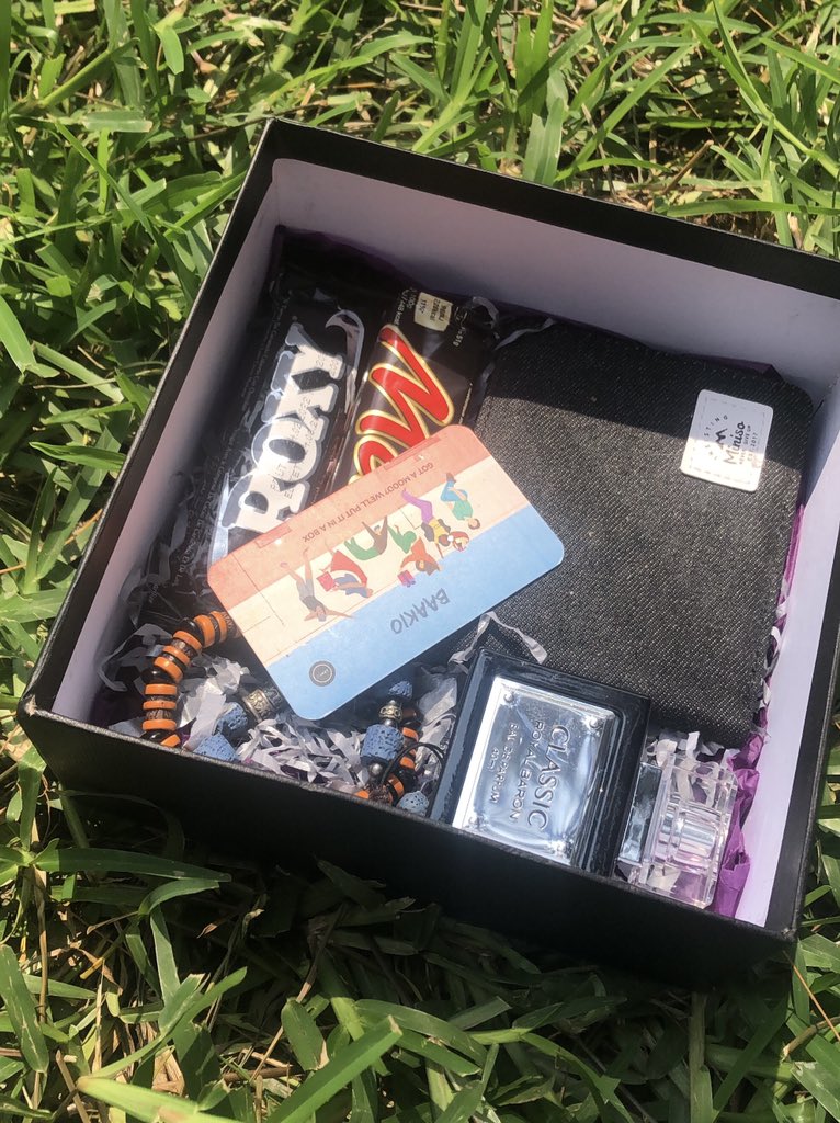 Baakio_'s tweet photo. the category is mini boxes 😍😍 https://t.co/W6soipzkxJ