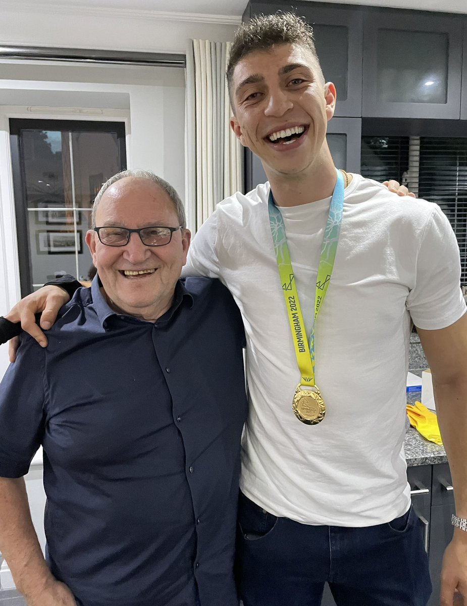 Tom Ross tweet media