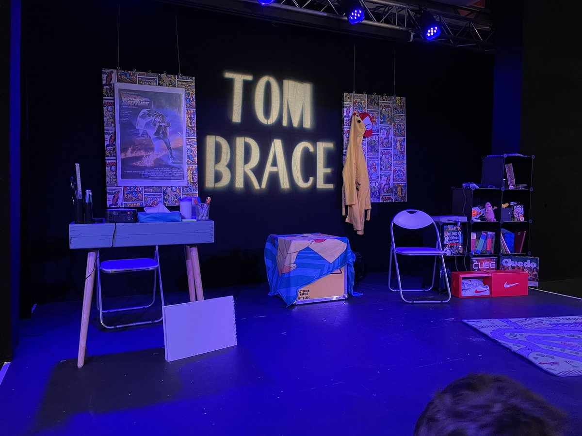 So according to Alex @tombracemagic’s show #EmbracetheImpossible is the best show he has seen at @edfringe. Fab show for the adults too. Thanks @maddiemoate for the recommendation! #EdinburghFringe #familyshow #magic #happykids #backtothe90s #nostalgia