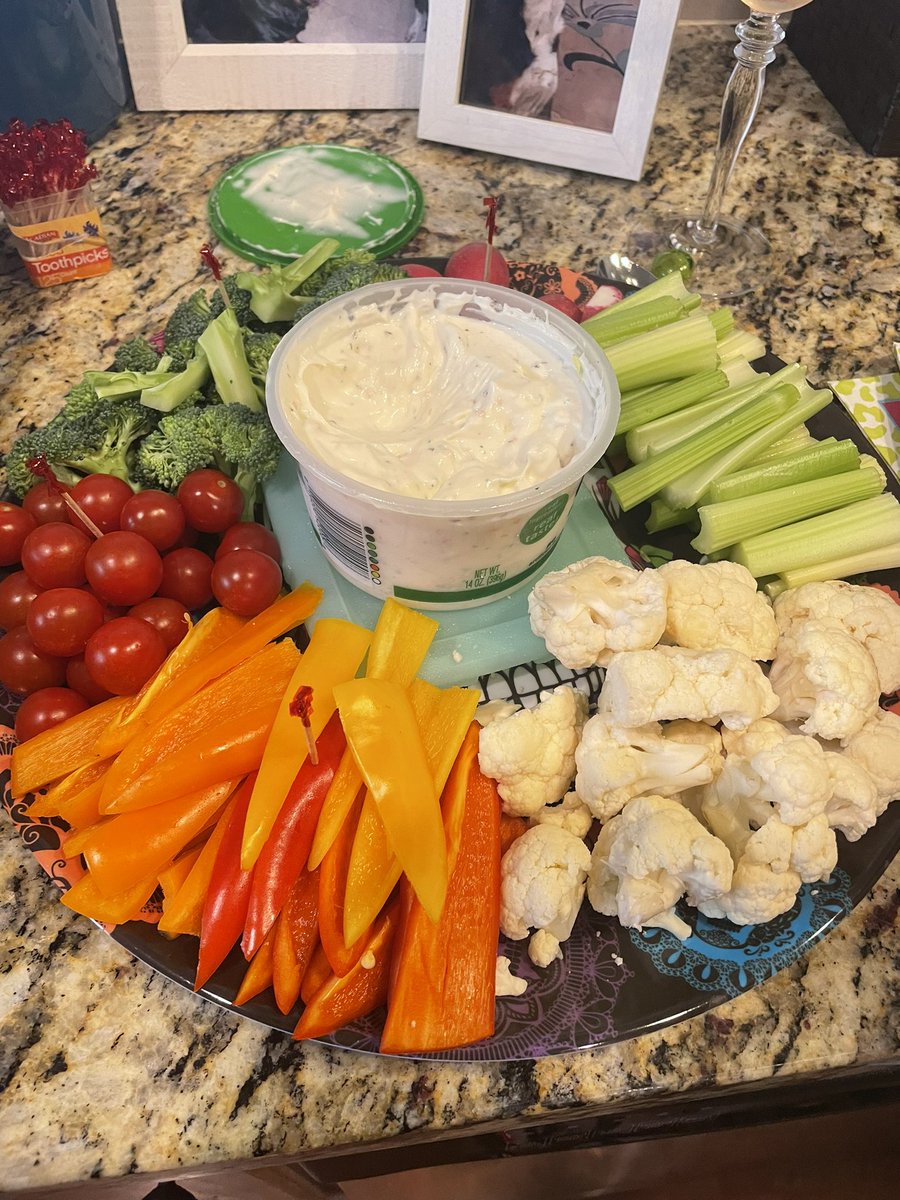 Crudités Saturday! #crudites <a href="/JohnFetterman/">John Fetterman</a>