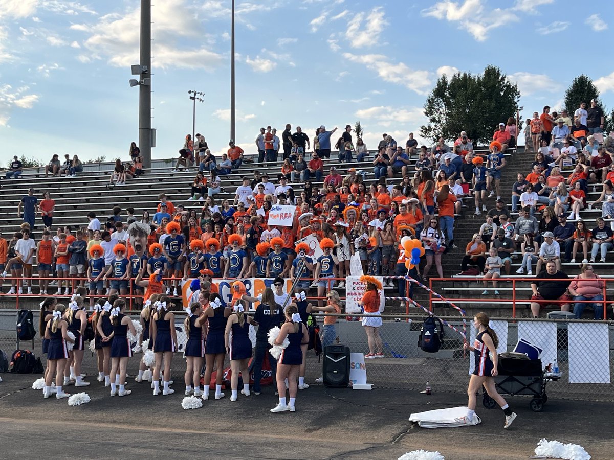 ⁦<a href="/DCcougarnation/">Dickson County High School</a>⁩ ⁦<a href="/Allin4DCcheer/">DCHS Cheerleading</a>⁩