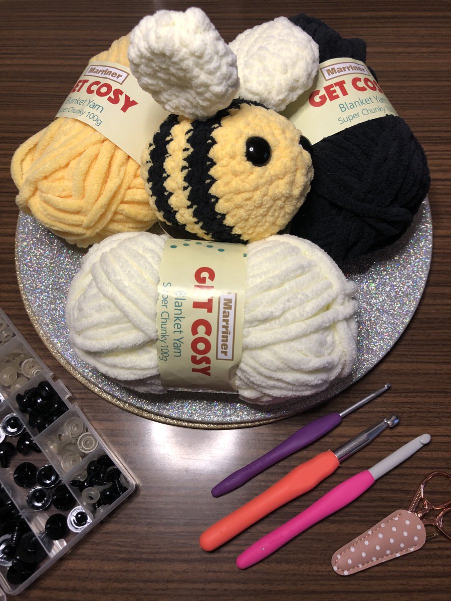 Pandapop__'s tweet photo. I got some new, super soft and squishy Get Cosy yarn from @MarrinerYarns to try out and make some more amigurumi with. My first little #madewithmarriners project was this adorable bee! Thanks to Vaemkes for the pattern! https://t.co/ZE7g2XT6nA