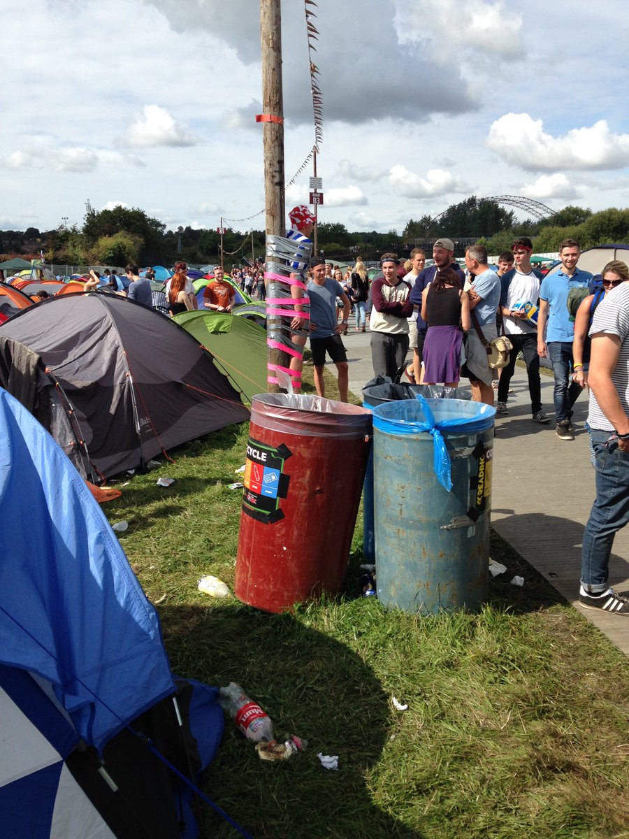 Chxza's tweet photo. @OfficialRandL https://t.co/Qx2TLHToGX