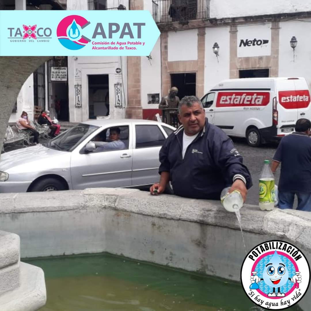 TrechoInforma's tweet photo. #TAXCO | "El departamento de #potabilizacion realiza mantenimiento en las fuentes del centro de la ciudad, a fin de mejorar su aspecto y evitar focos de infección": CAPAT 2021-2024.
#GobiernoDelCambio #Capat2124 #Taxco #Servicios #CadaGotaCuenta #CuidarElAguaEsTareaDeTodos #CAPAT https://t.co/3P9M17X2Xv