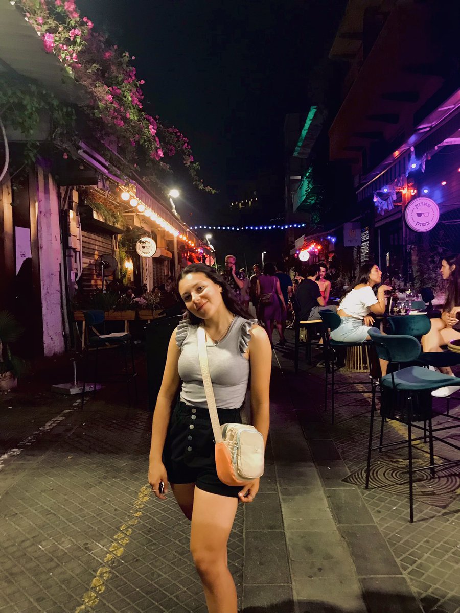 eliitocha's tweet photo. Día 1 en Tel Aviv, Israel 🇮🇱🌈
-
-3 días para el sueño, Mundial de pista juniors ❤️
-
Las 4 fotos más lindas del comienzo de la aventura✊🏽 https://t.co/j6FHXBrckG