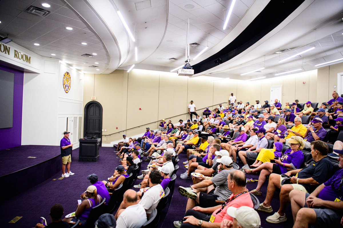 CoachBrianKelly's tweet photo. Thanks to all of the former players that came back to Tiger Stadium on Saturday. As the caretaker of this program, I promise to continue building off the legacy paved by all of you. https://t.co/cyYKd8VFyk