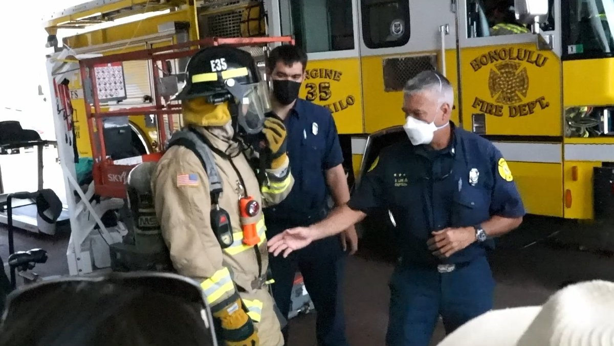 EagleNewsHawaii's tweet photo. ABANGAN! #ComingSoon 
#IglesiaNiCristo sends #Aloha +#Mahalo #WestOahu #firefighters @HonoluluGov 

#EagleNews #EagleNewsHawaii @messenger4611 @MeINC1914 @kapogz @mistyevening @Raidos1914 @EbcEvalerio @AGMRedMylene @JeffreyLabasan @MeINC1914 @hadjirieta @MioAcenas @AlmaEBC1with25 https://t.co/aqxTjmqTOe