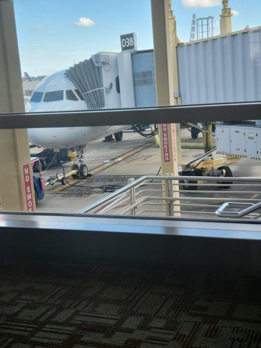 PikachuPnk's tweet photo. Vacation time ❤️ https://t.co/ewnmEN25EO