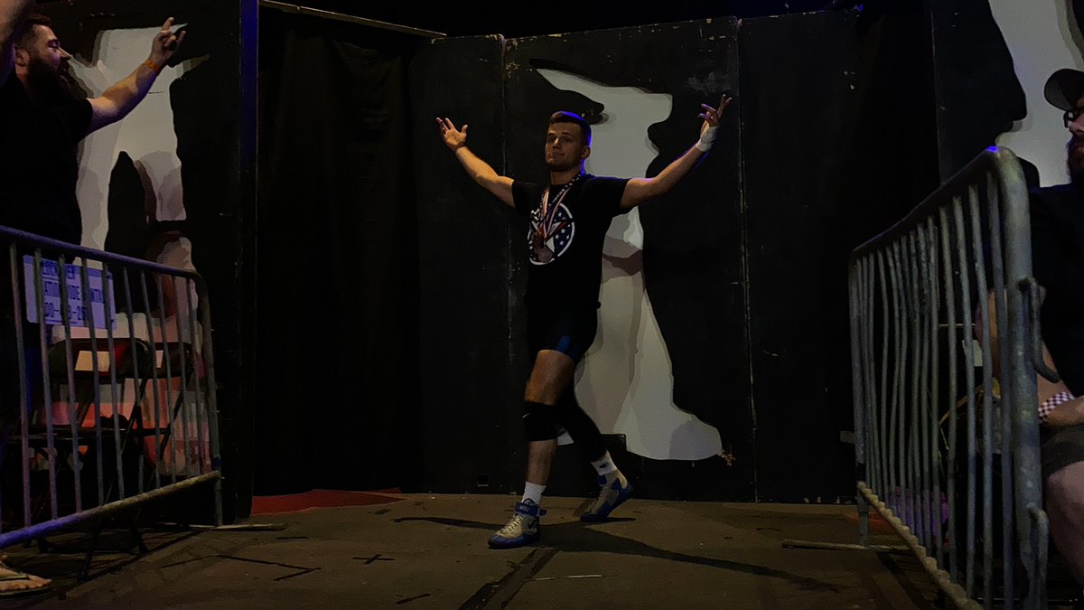WrestlingCheers's tweet photo. #AIWFresh continues with @WesBarkley vs @shawmason_ https://t.co/SU98MM2e43