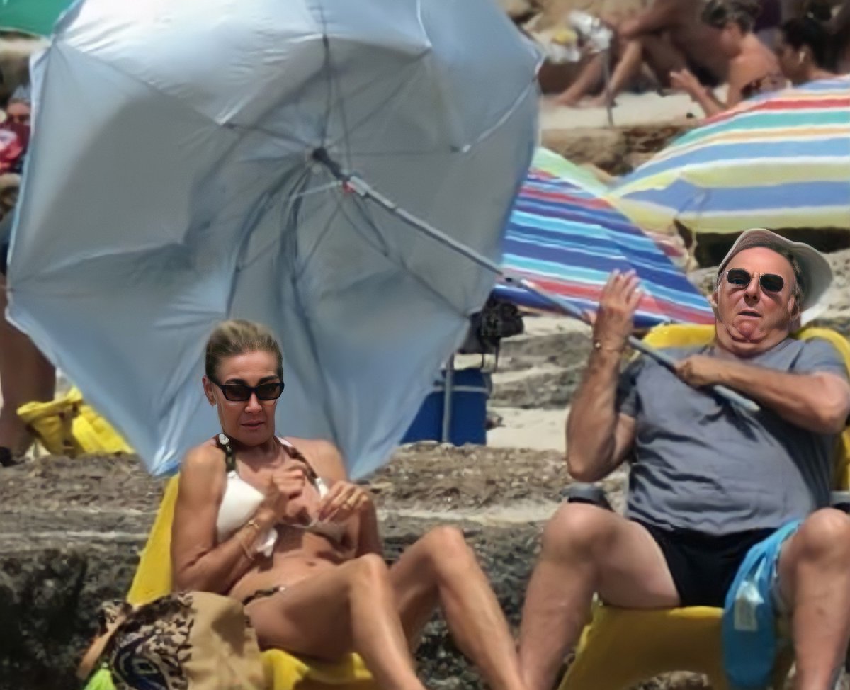 ilGerrino92's tweet photo. Gerry e l'ombrellone capriccioso 😂 https://t.co/278fqpqqct