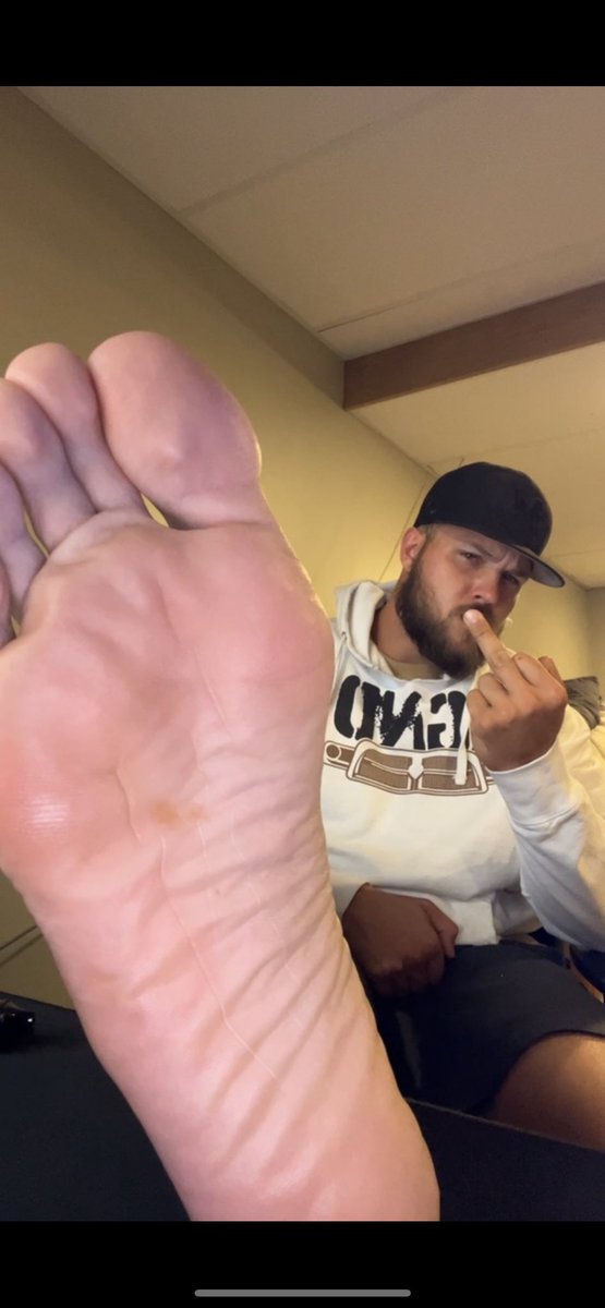 Sub Beta tweet media